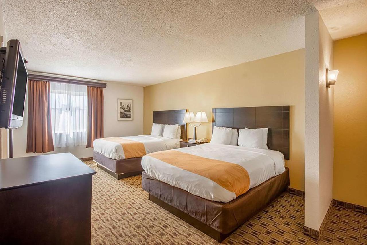 Coratel Plus Suites Wichita West Airport Екстериор снимка