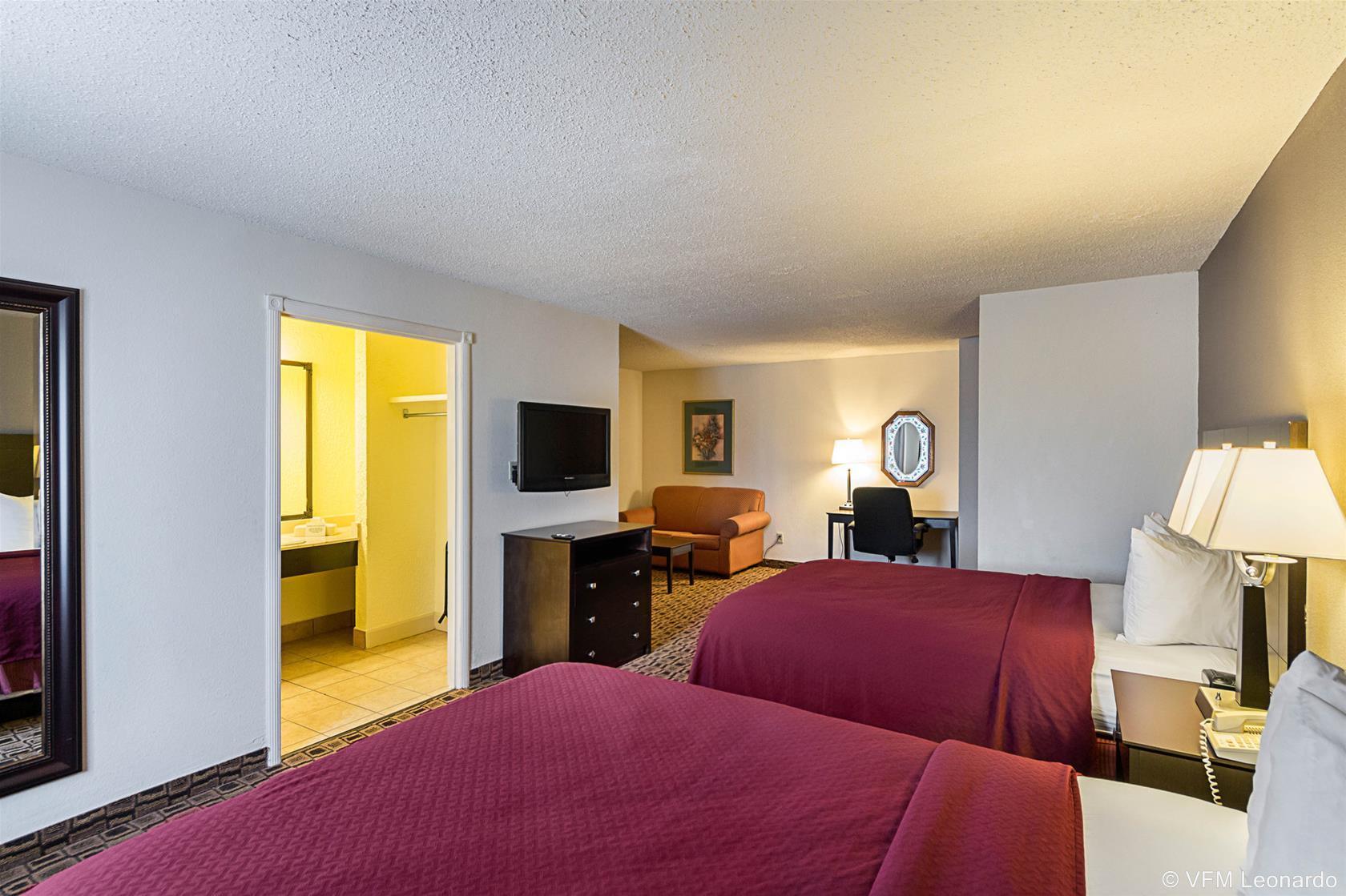 Coratel Plus Suites Wichita West Airport Екстериор снимка