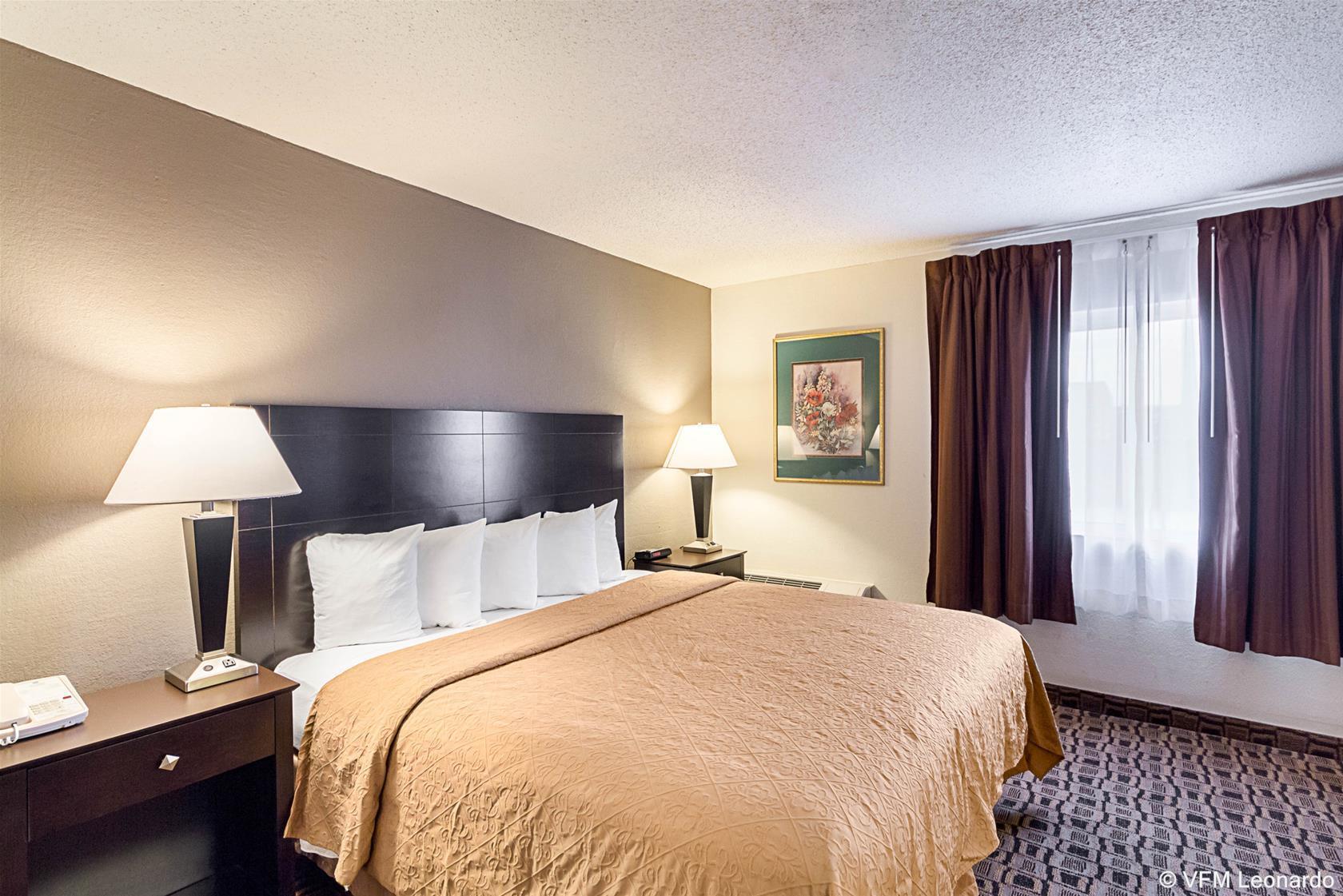 Coratel Plus Suites Wichita West Airport Екстериор снимка