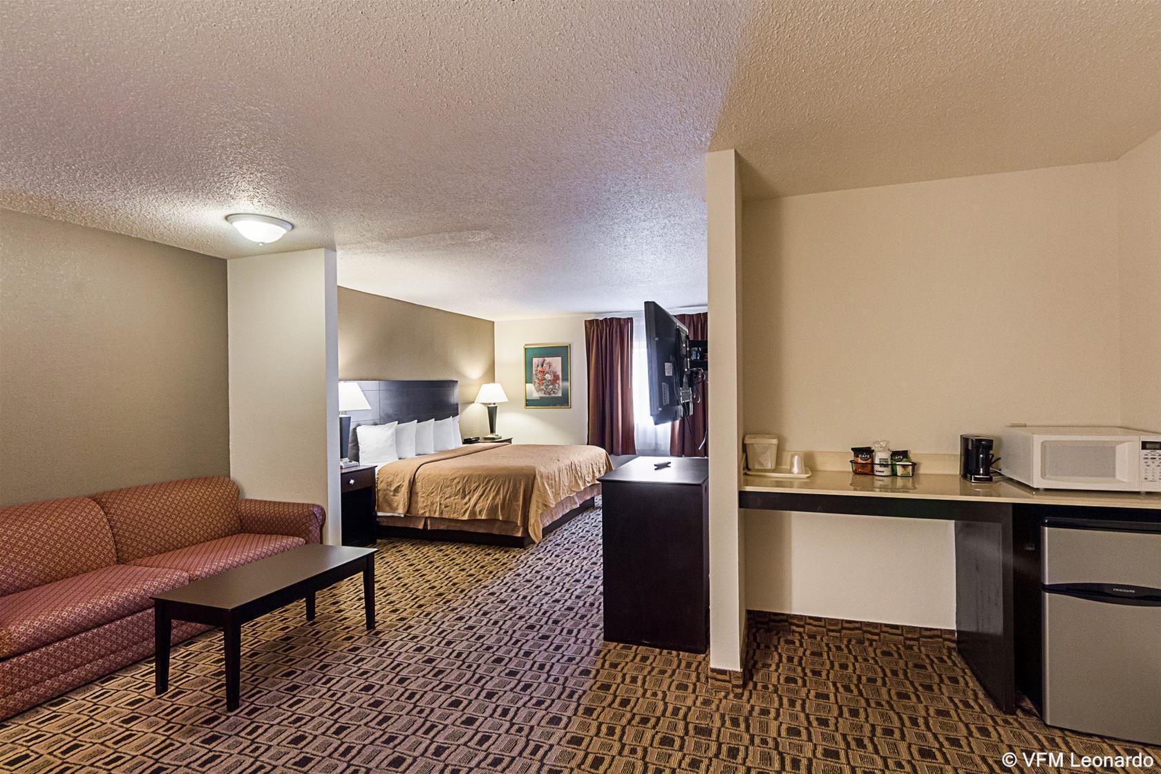 Coratel Plus Suites Wichita West Airport Екстериор снимка